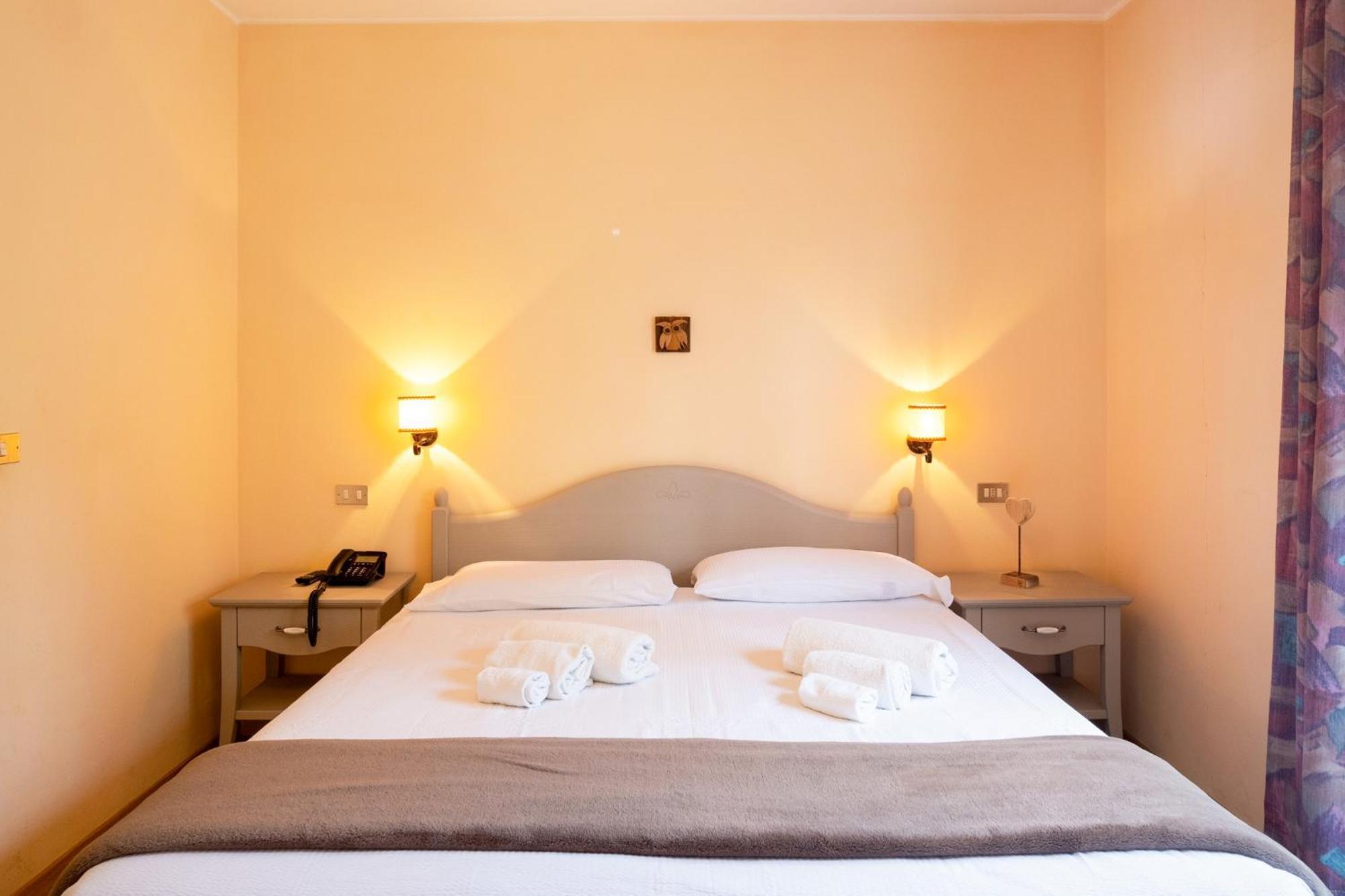 Hotel Piccola Baita Мольвено Номер фото